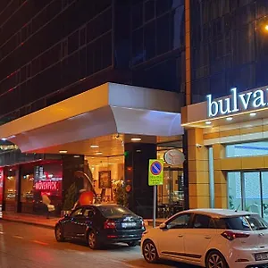 https://bulvar-hotel.hotelsofizmir.com