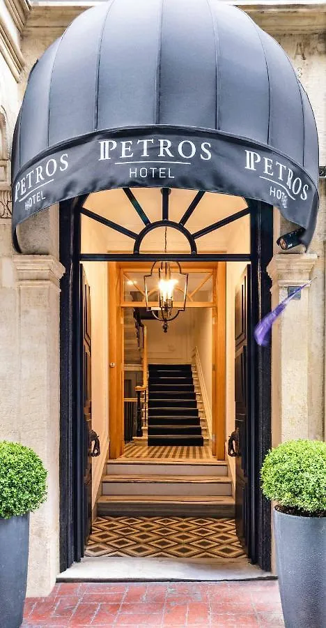 Petros Hotel Estambul