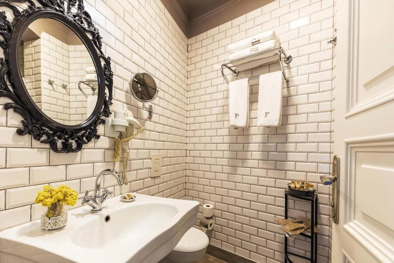 Petros Hotel Стамбул Турция