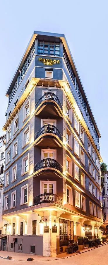 Petros Hotel Стамбул